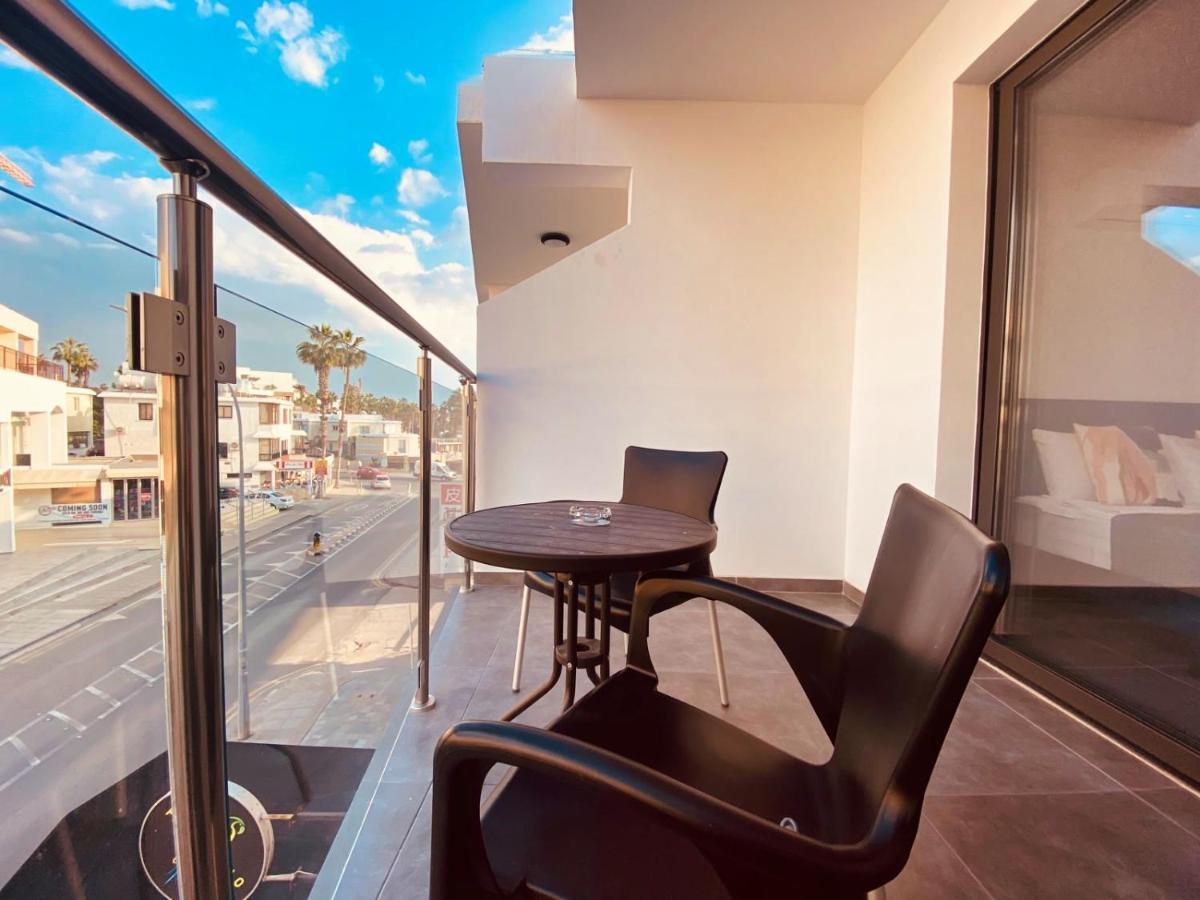 Phaedrus Living: Seaside Luxury Flat Athina 118 Apartment Paphos Bagian luar foto