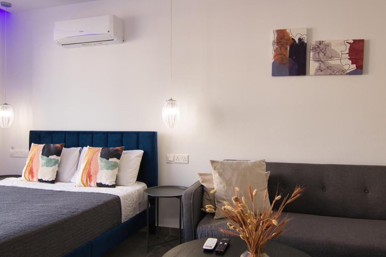 Phaedrus Living: Seaside Luxury Flat Athina 118 Apartment Paphos Bagian luar foto