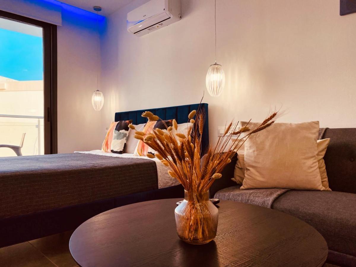 Phaedrus Living: Seaside Luxury Flat Athina 118 Apartment Paphos Bagian luar foto